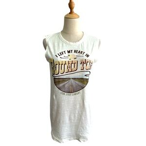Junk Gypsy I Left My Heart In Round Top Cream Brown Graphic Tank Top Size Small